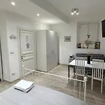 Apartman Urbe - Delizioso Quartiere Coppede Róma