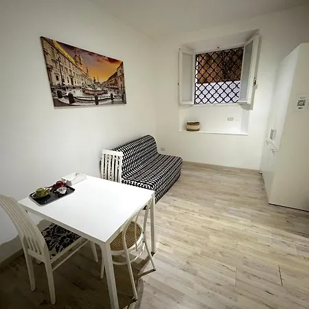 Urbe - Delizioso Quartiere Coppede Róma