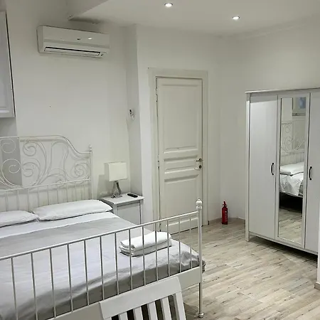 Urbe - Delizioso Quartiere Coppede * Рим